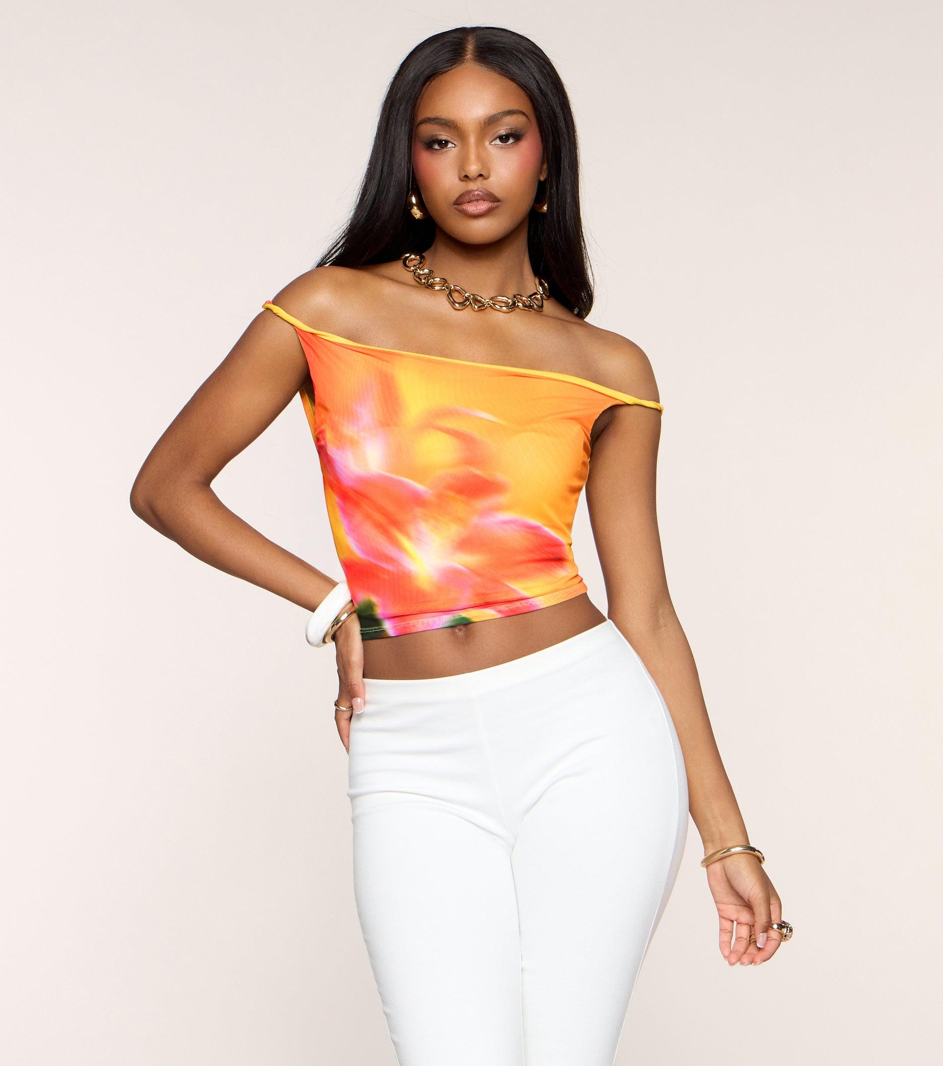 06001-000710_1_ORANGE_PlayNiceTwistStrapCropTop