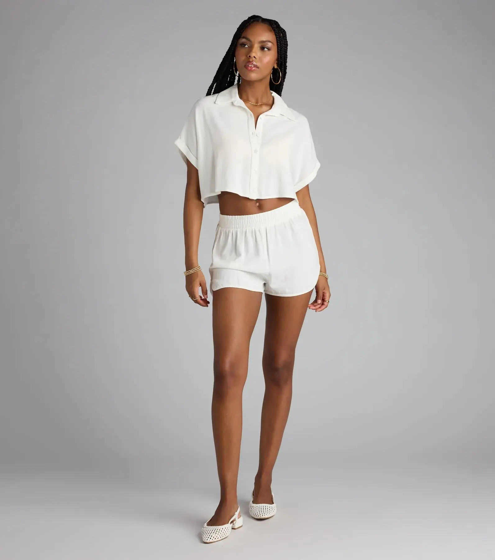 06303-000001_1_OFF-WHITE_CasualPlansMidRiseLinenShorts_ec6a0af7-eda6-467e-8fc5-705b030ec3eb