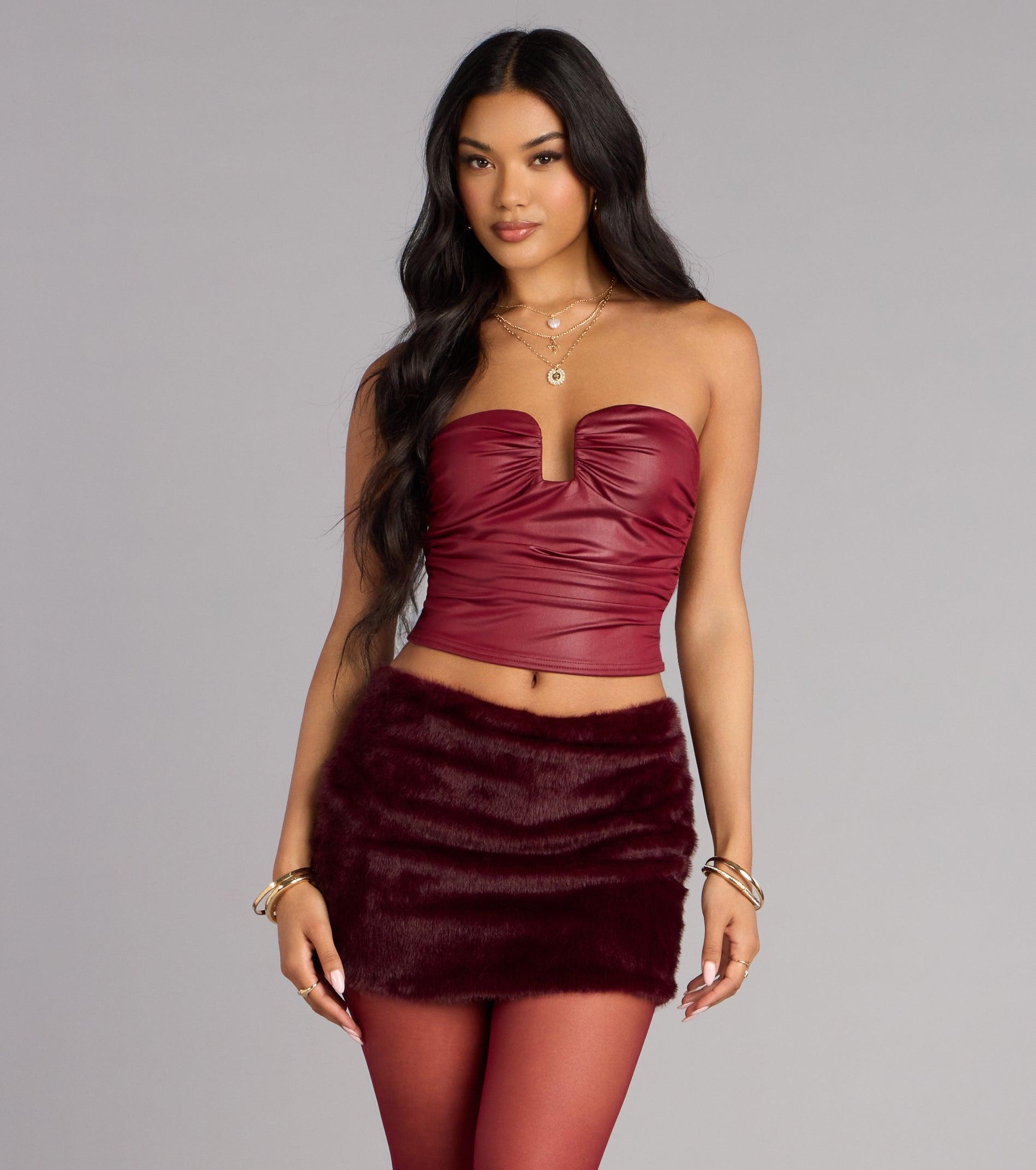 06403-000101_1_BURGUNDY_FlirtyFauxFurMiniSkort