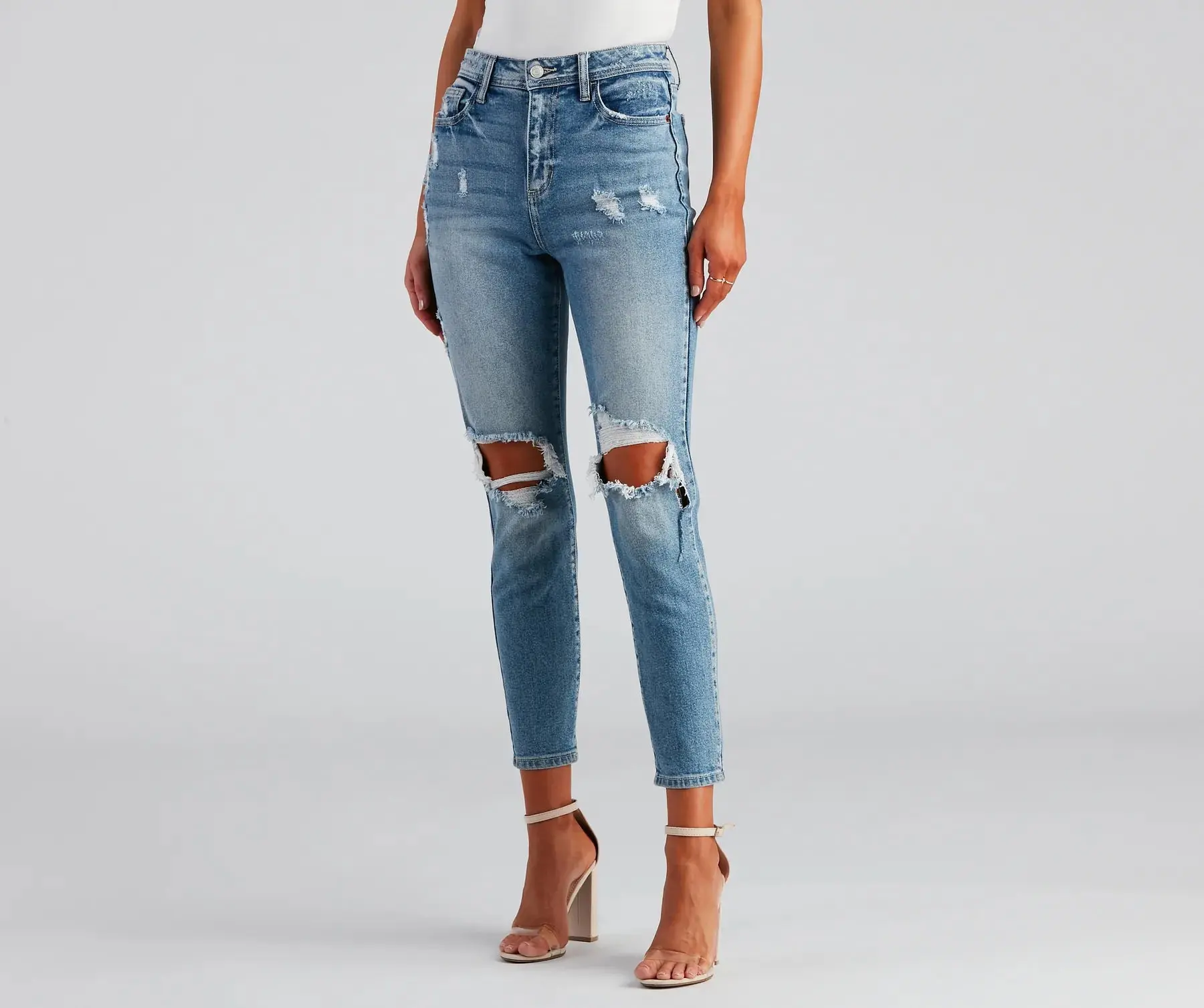 06602-0130_1_MEDIUM_20DENIM_HighRiseDistressedMomSkinnyJeans