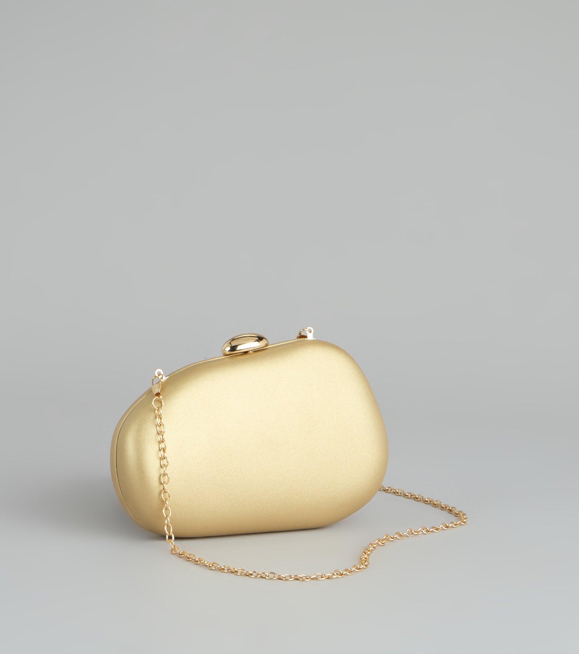 07204-000053_1_GOLD_METALLICGOLDASYMCLUTCH07204000053072_a4981e24-e431-4e53-b014-dc4011341f75