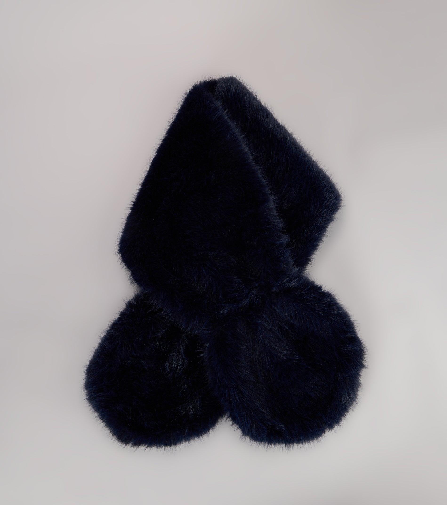 07305-000050_1_NAVY_XLFAUXFURSHAWL07305000048015